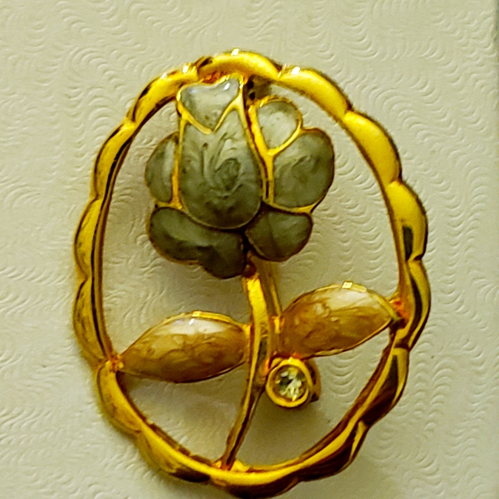 Vintage Rose Brooch, gold tone, enamel flower pin, oval, 1 inch